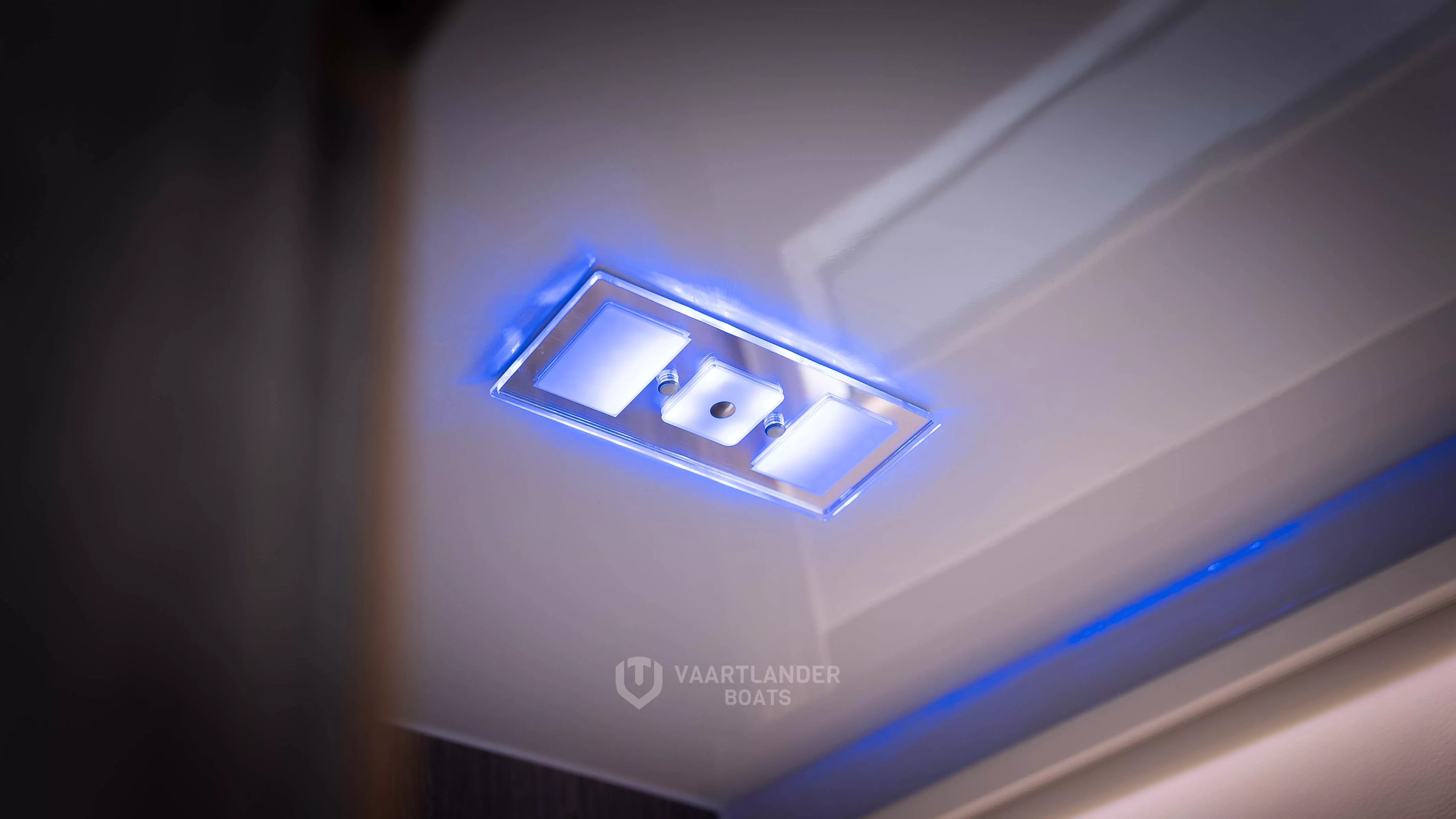 Vaartlander Boats - Vaartlander Maxima800Cabin 37