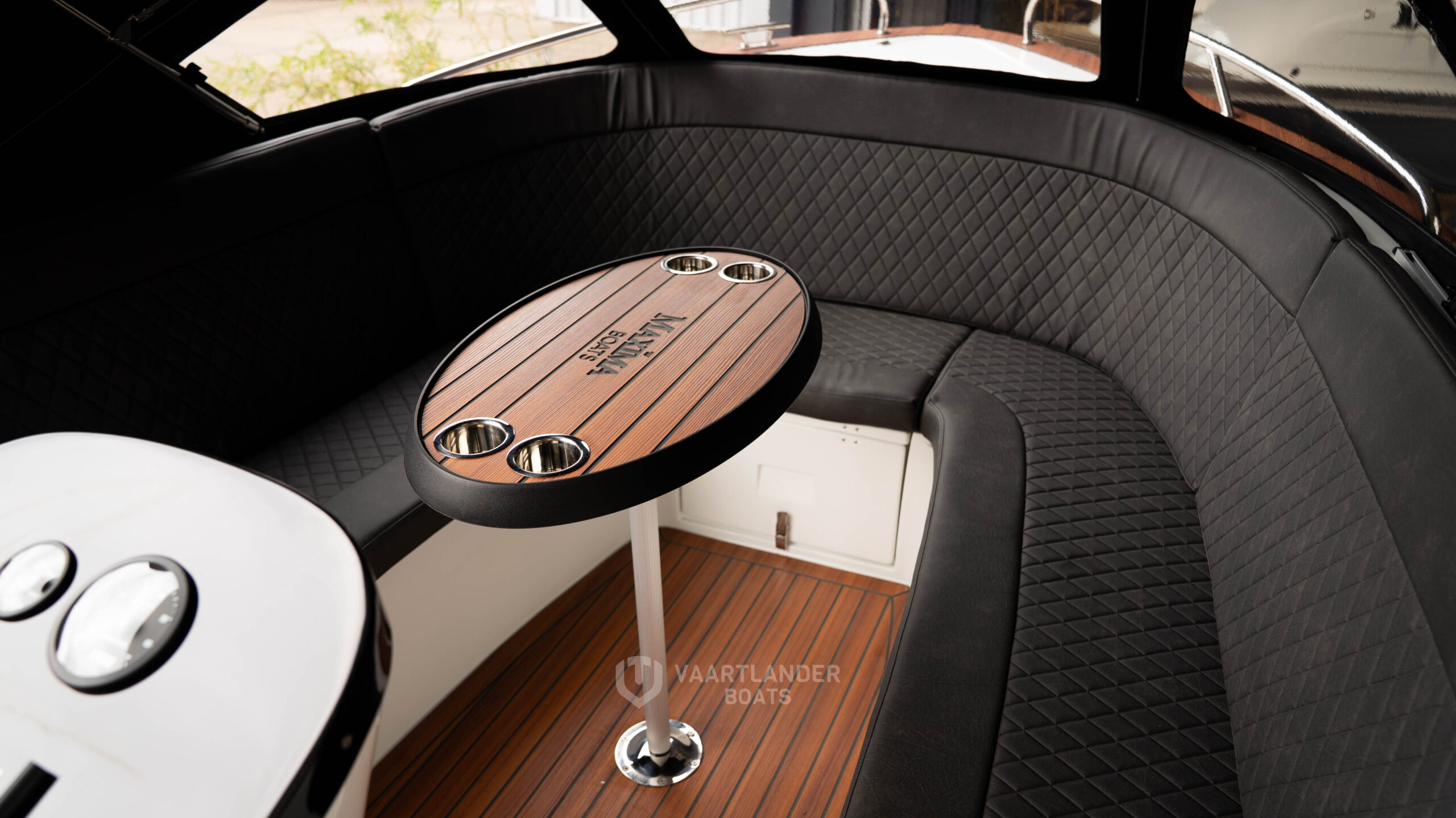 Vaartlander Boats - Vaartlander Maxima620RetroMC Wit 8 scaled