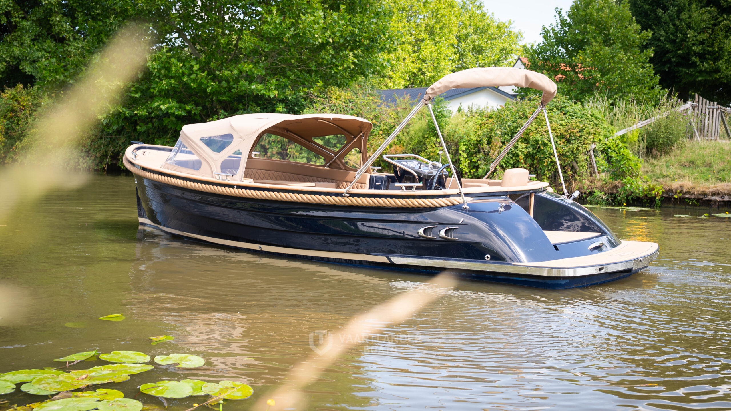 Vaartlander Boats - Vaartlander Waterspoor717Aviator Blauw 8 scaled