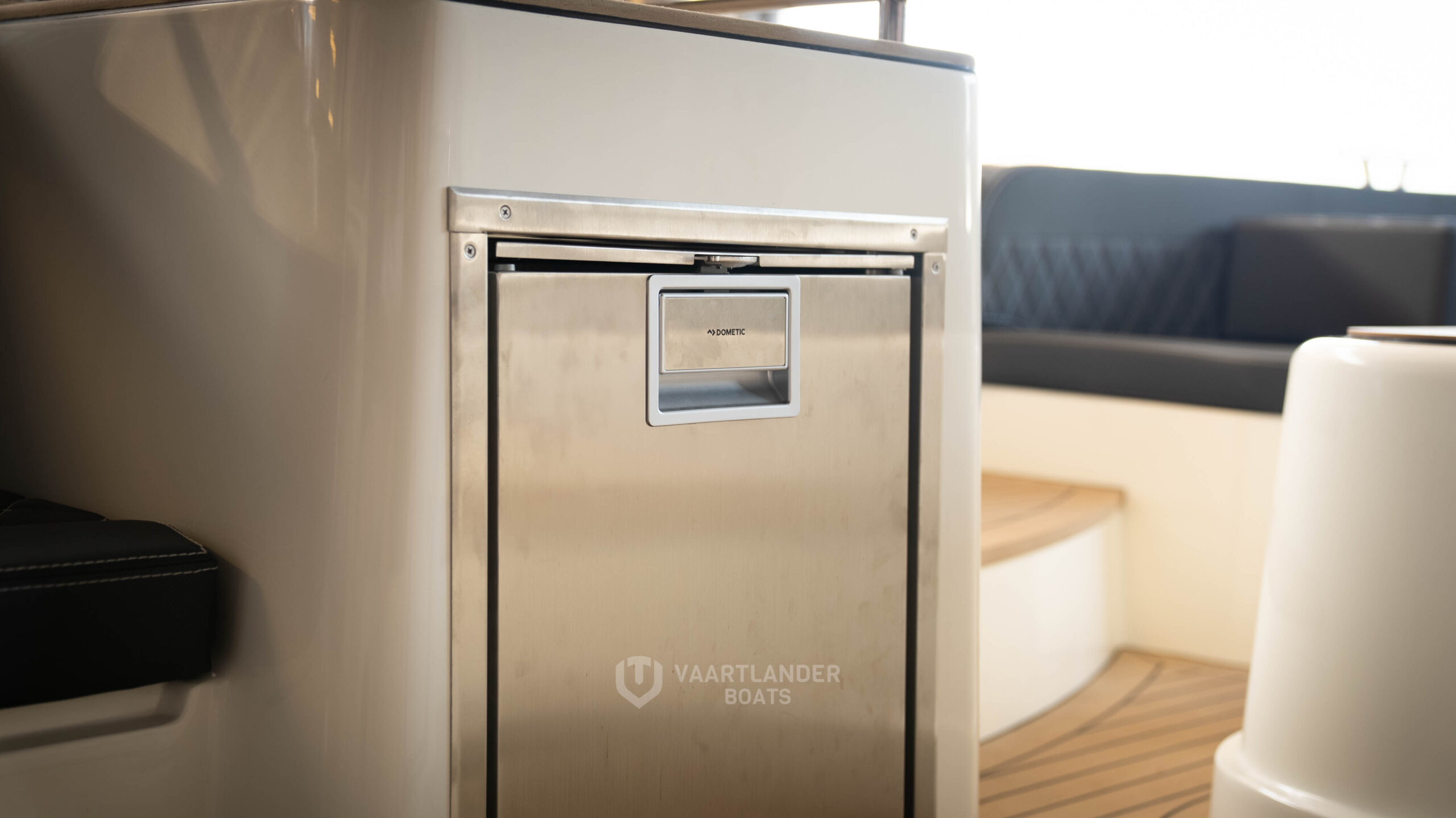 Vaartlander Boats - Vaartlander Waterspoor808Open Wit 12 scaled