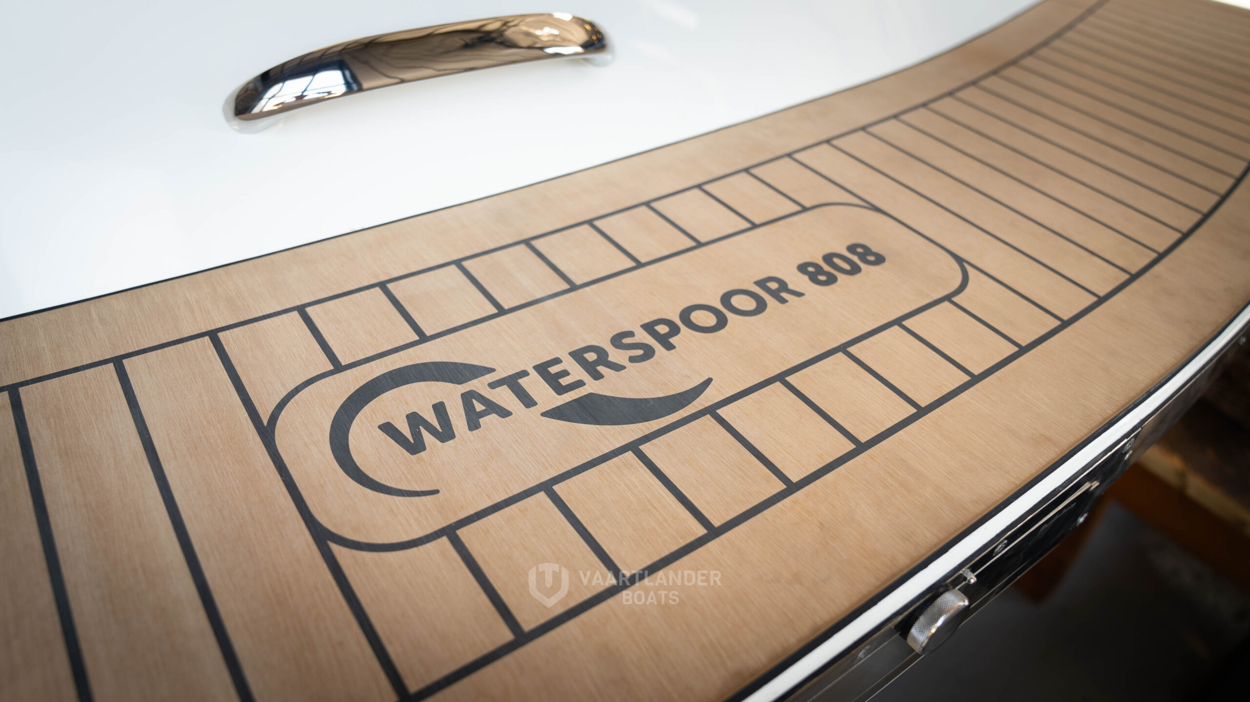 Vaartlander Boats - Vaartlander Waterspoor808Open Wit 25 scaled