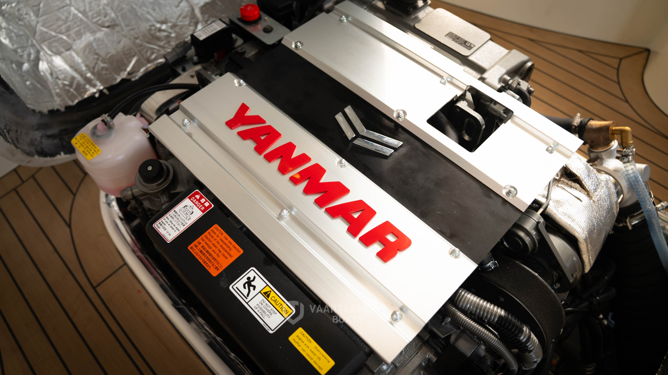 Vaartlander Boats - Vaartlander Waterspoor808Open Wit 31 scaled