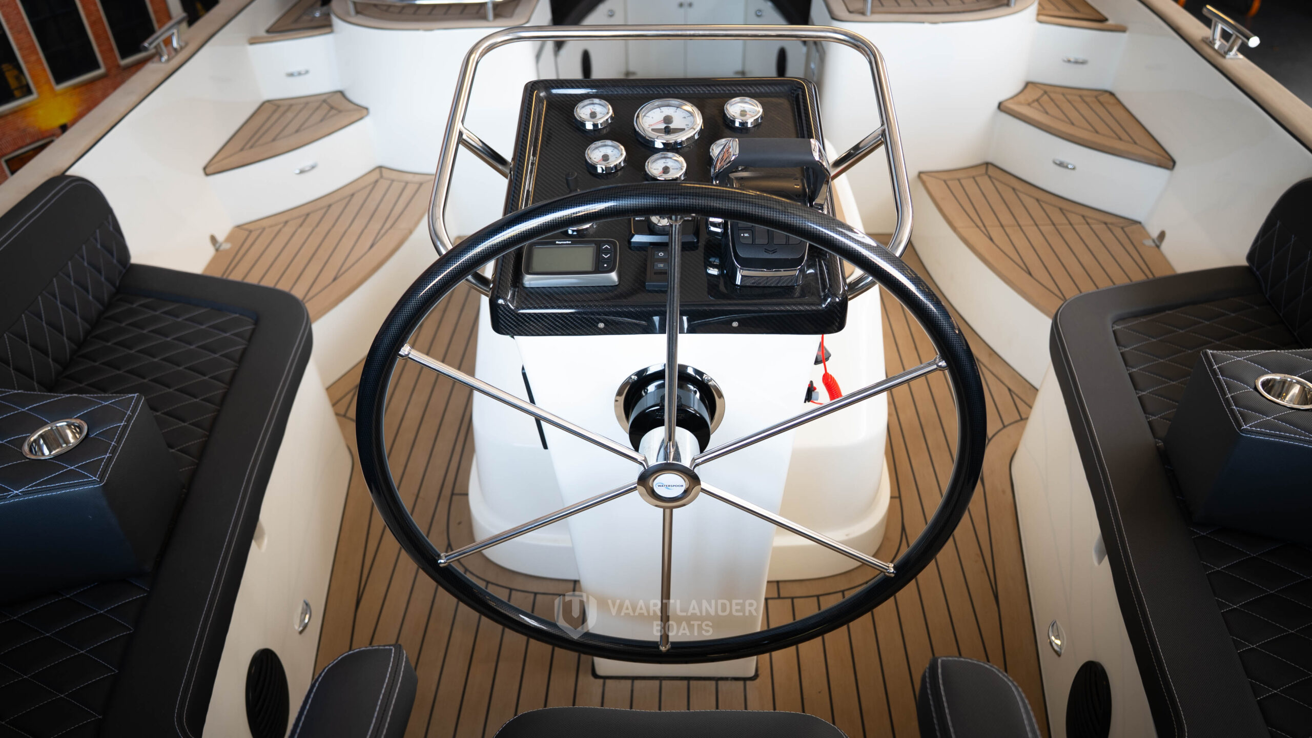 Vaartlander Boats - Vaartlander Waterspoor808Open Wit 7 scaled