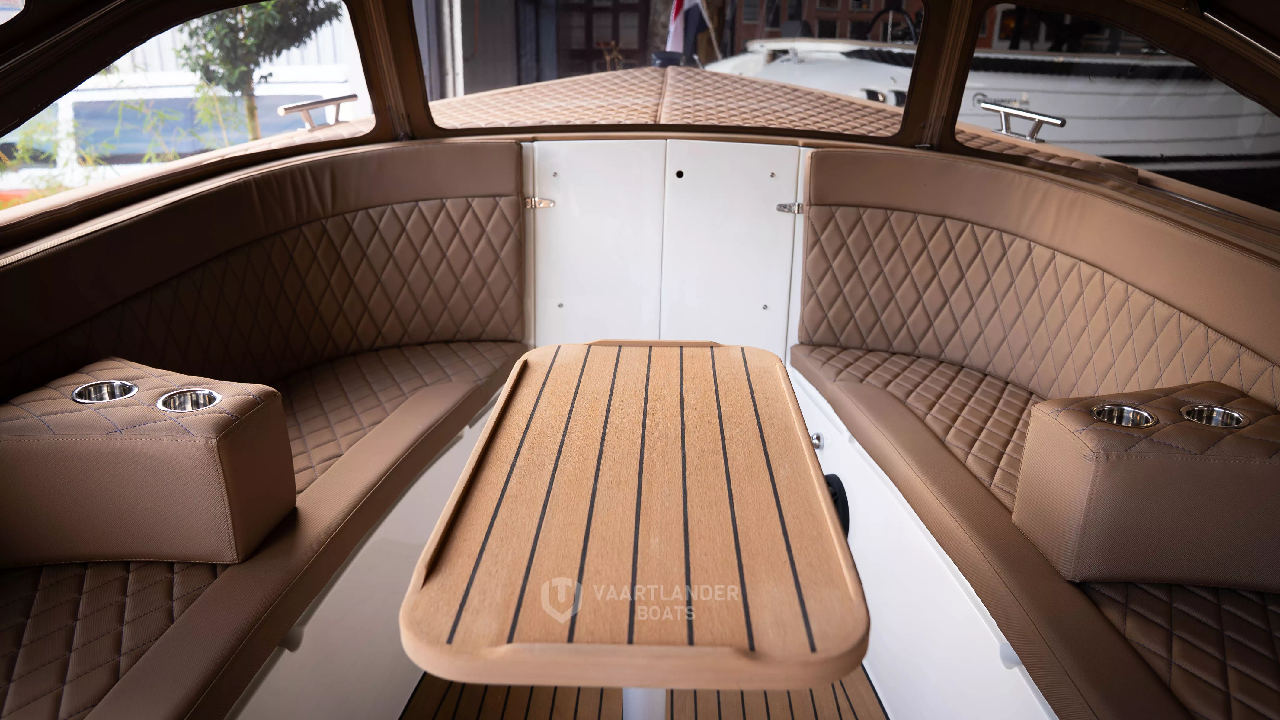 Vaartlander Boats - Vaartlander Waterspoor717Outboard 24
