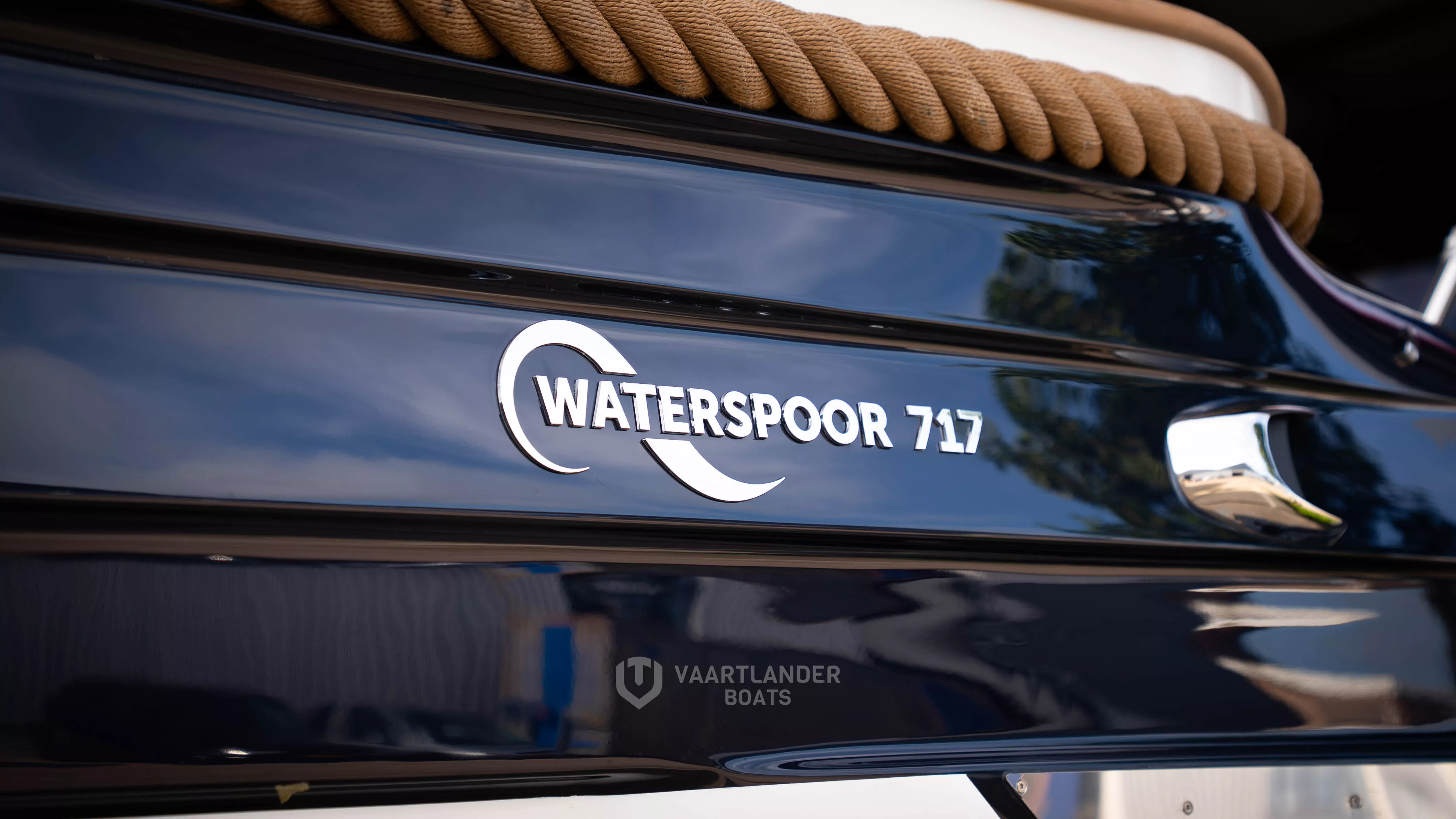 Vaartlander Boats - Vaartlander Waterspoor717Outboard 3