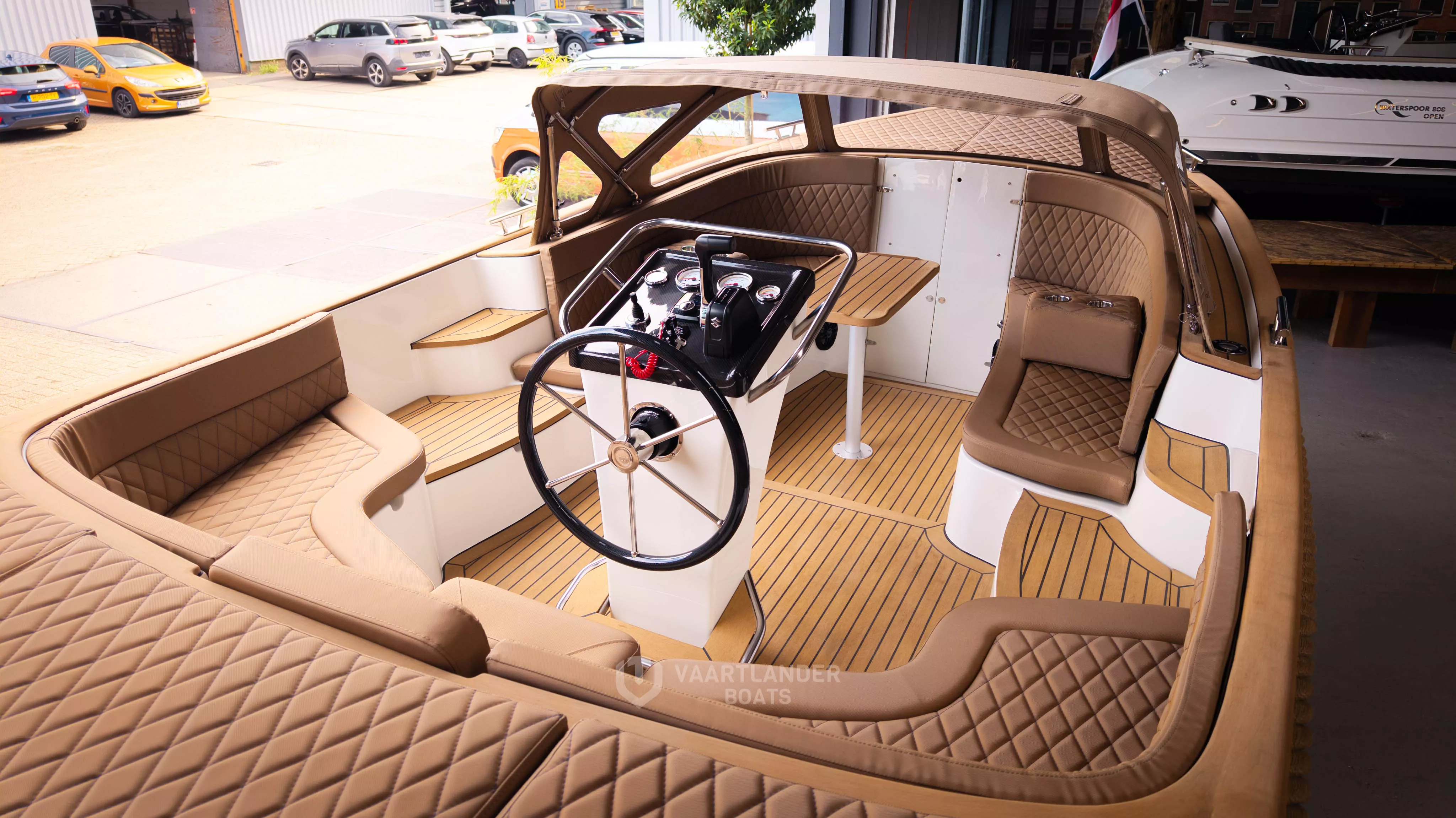 Vaartlander Boats - Vaartlander Waterspoor717Outboard 34