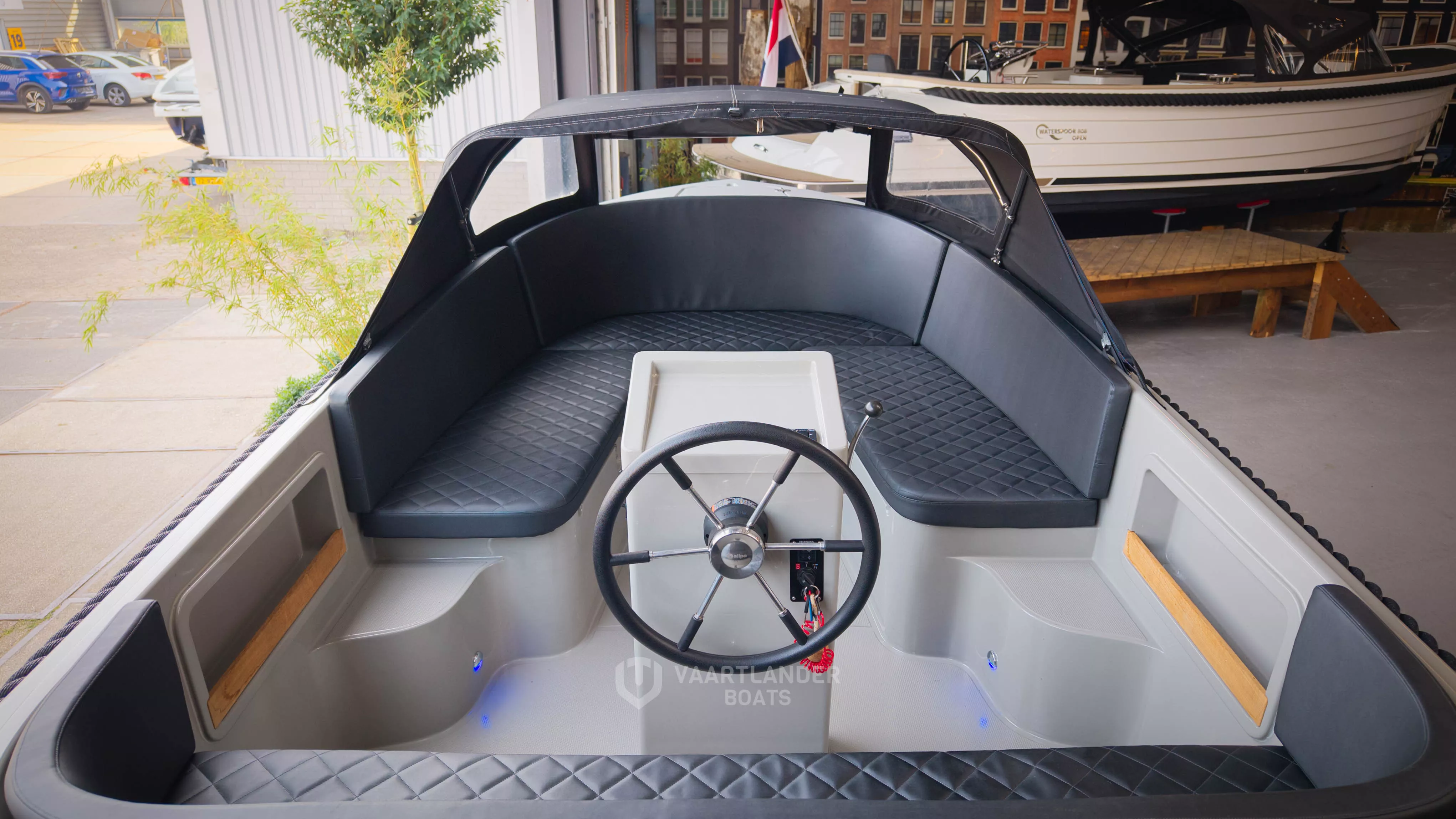 Vaartlander Boats - Vaartlander TendR600Outboard 23