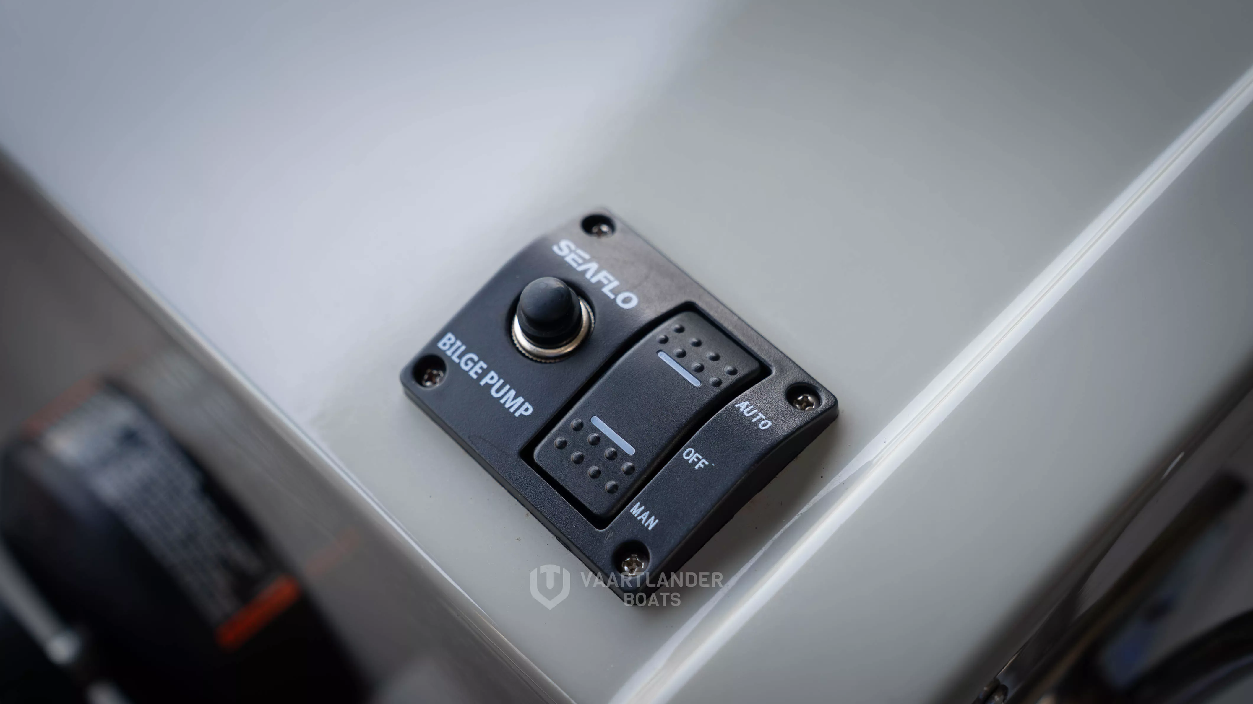 Vaartlander Boats - Vaartlander TendR600Outboard 5