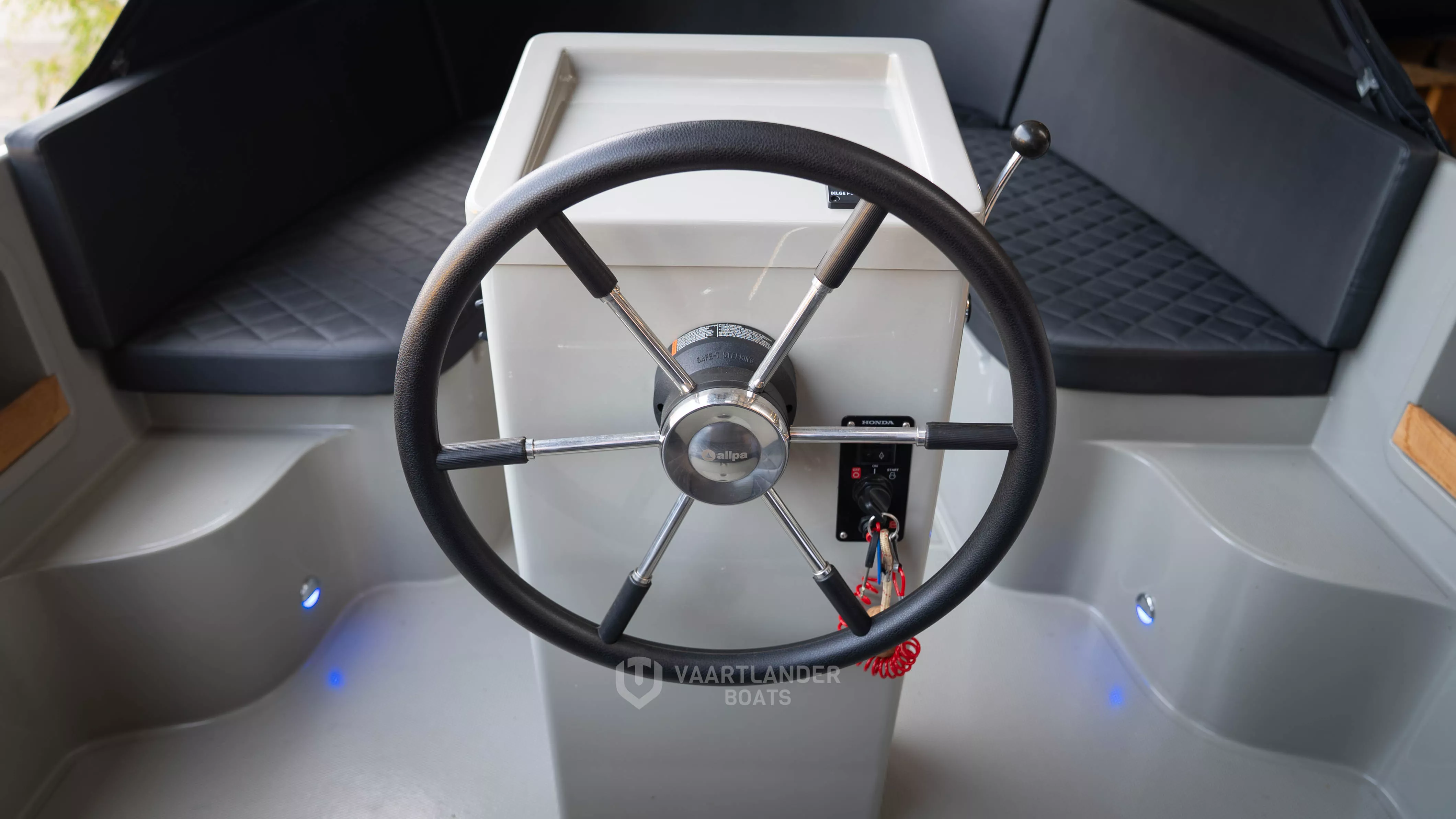 Vaartlander Boats - Vaartlander TendR600Outboard 8