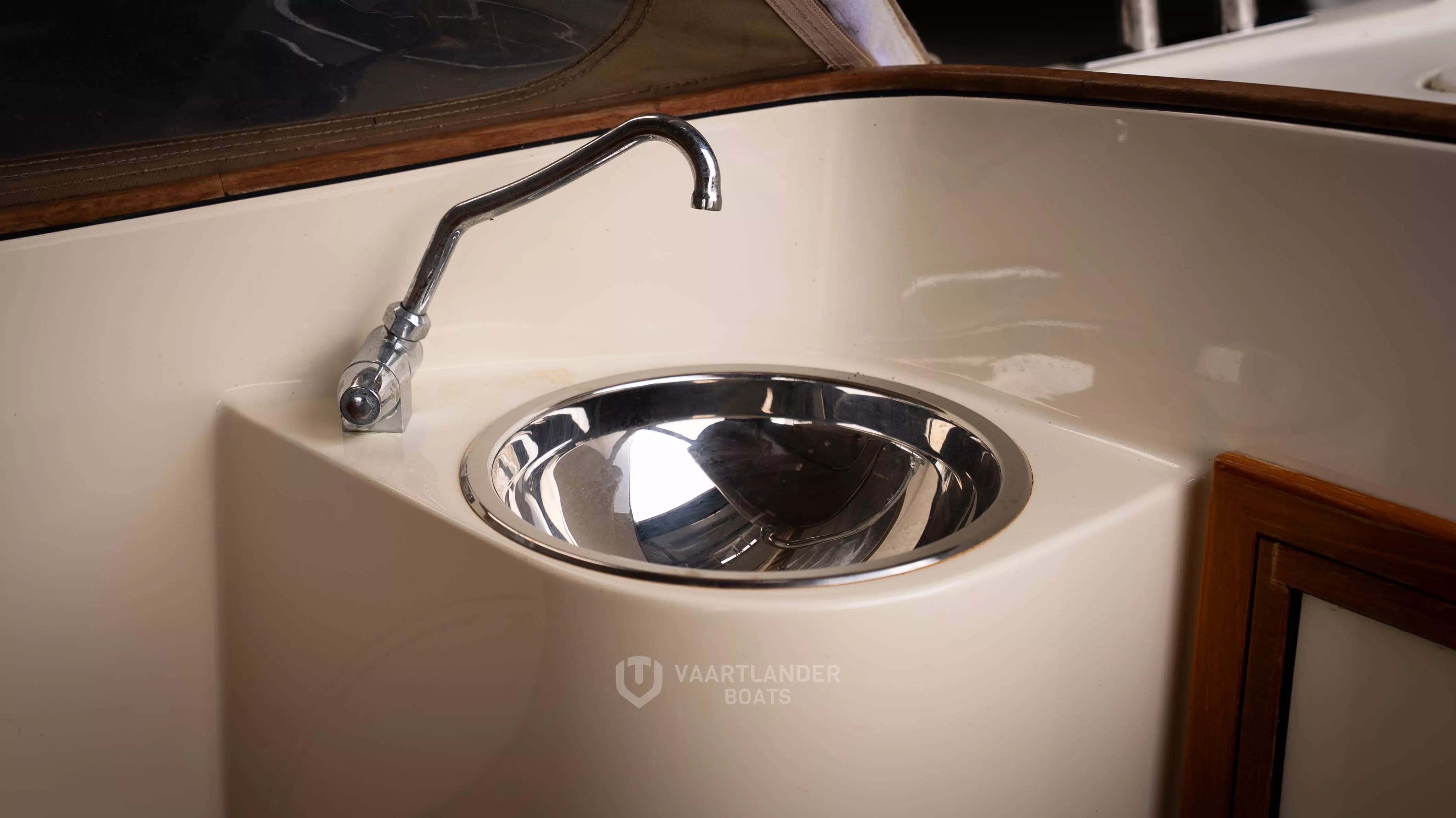 Vaartlander Boats - Vaartlander Interboat22Xplorer 11