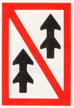 Verkeersbord A.3 voor de scheepvaart dat voorbijlopen voor samenstellen onderling verbiedt