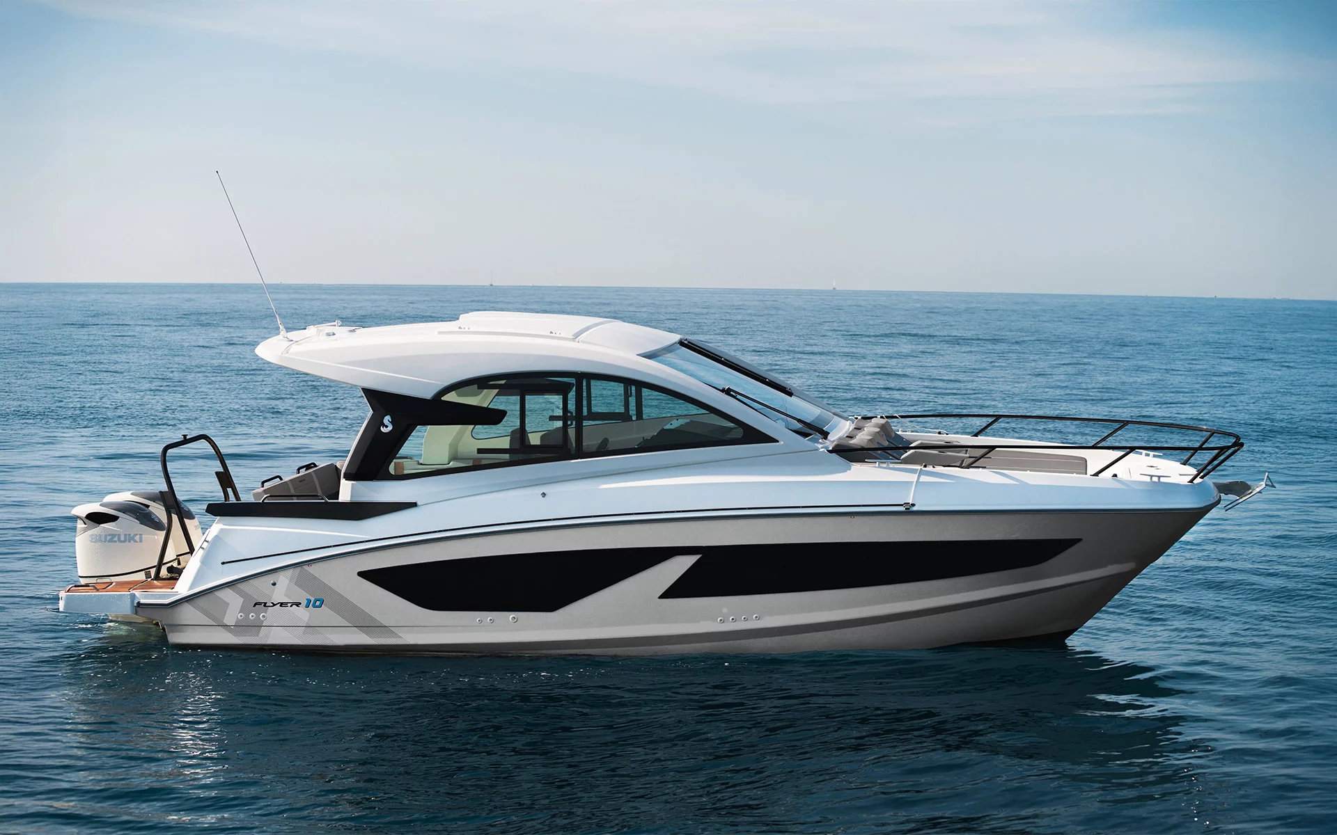 Vaartlander_BeneteauFlyer10SportTop-9 Beneteau Flyer 10 Sport Top varend op open water