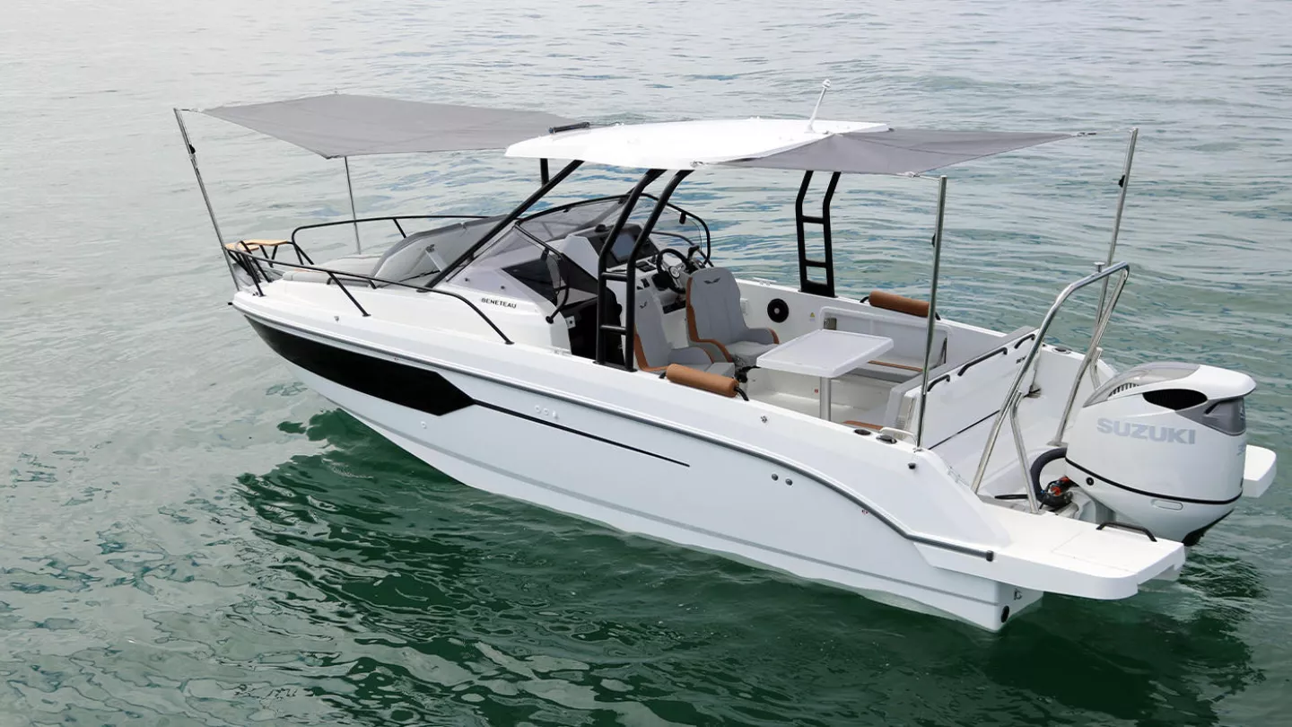Vaartlander_BeneteauFlyer8SUNdeck-7 Beneteau Flyer 8 SUNdeck met open console en zitplaatsen