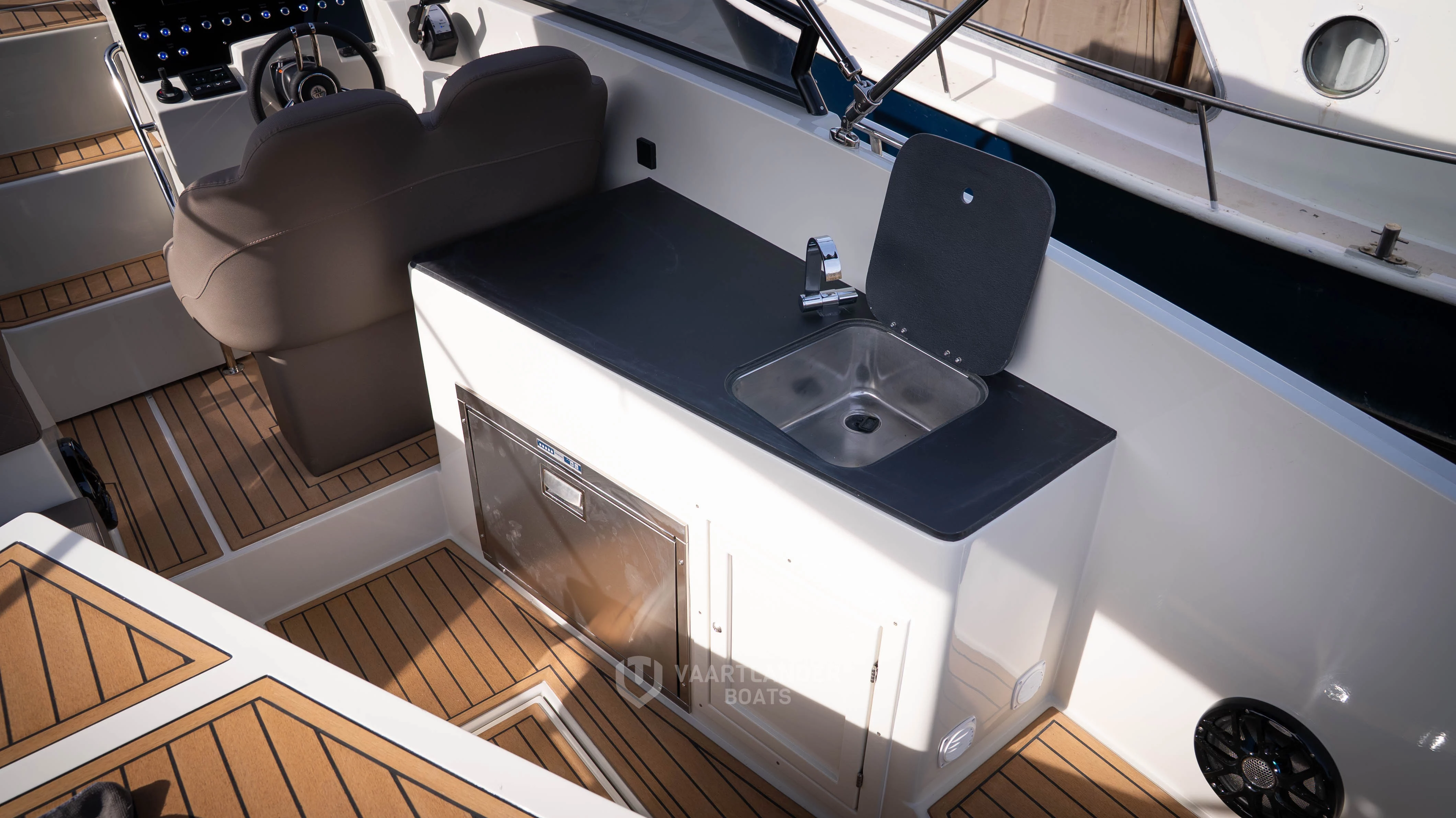 Vaartlander Boats - Vaartlander Maxima800Cabin mrt2026 24