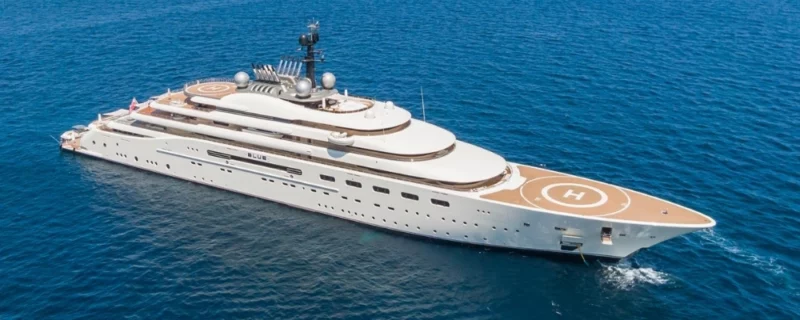 Blue Blue superjacht modern ontwerp groot luxe jacht op zee