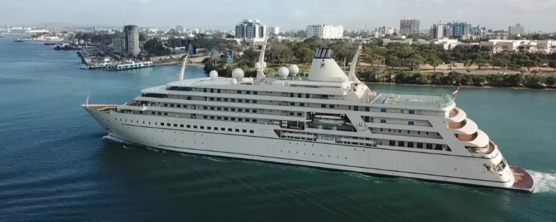 Fulk Al Salamah Fulk Al Salamah megajacht met enorme lengte en luxe uitstraling