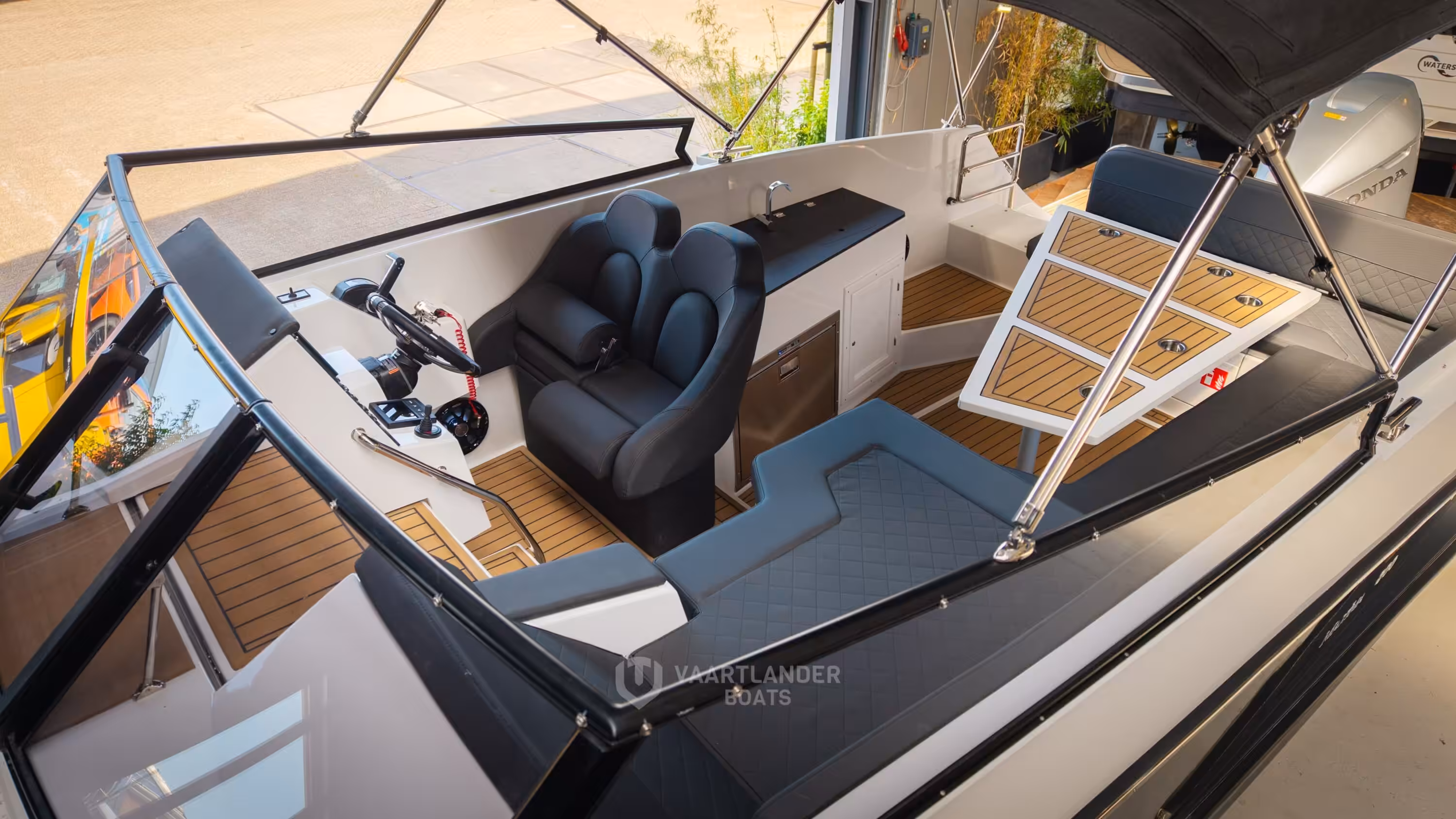 Vaartlander Boats - Vaartlander Maxima800Cabin juni26 55 scaled