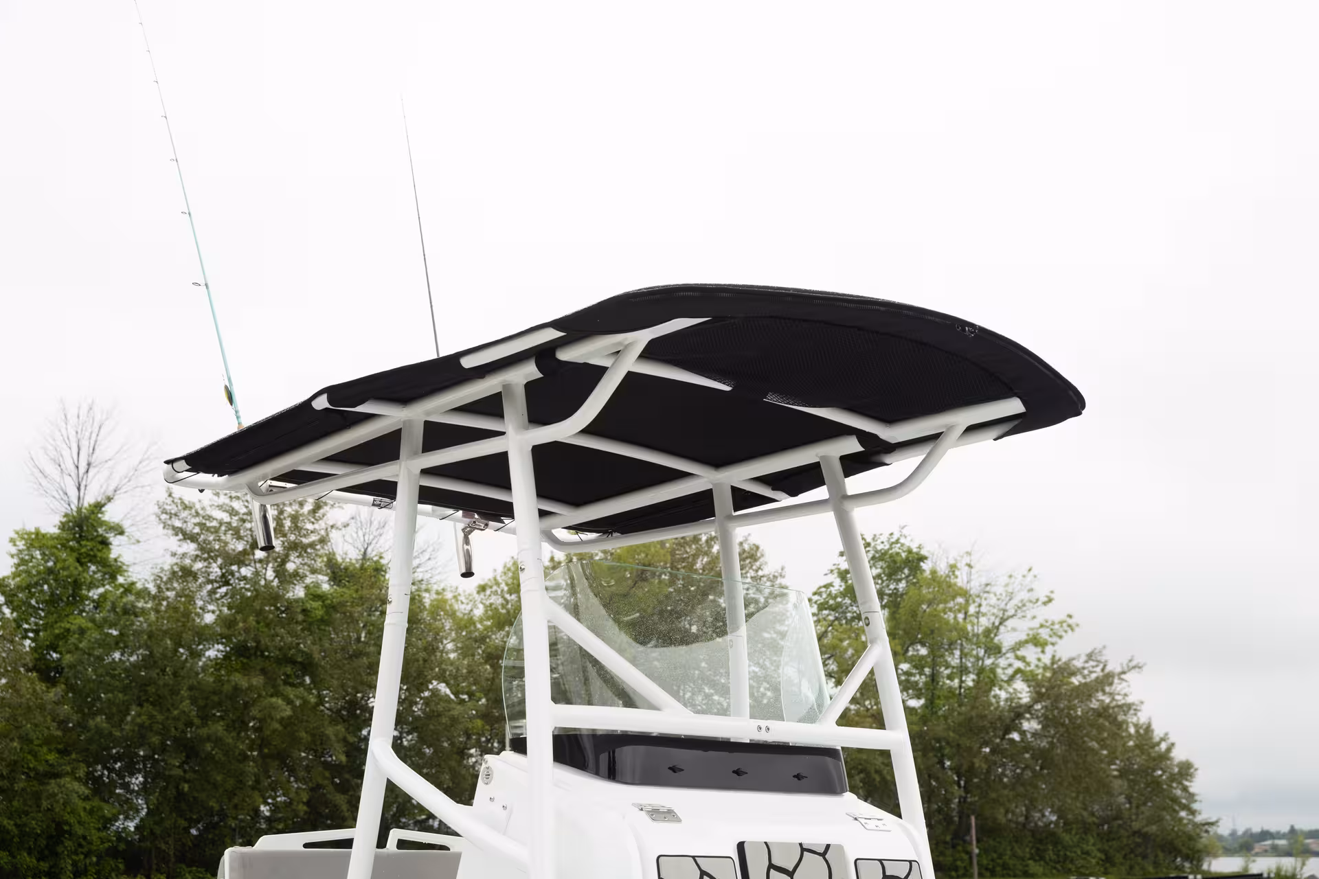 Vaartlander_Wellcraft202Fisherman-31 T-top constructie van Wellcraft 202 Fisherman met stevige buizen