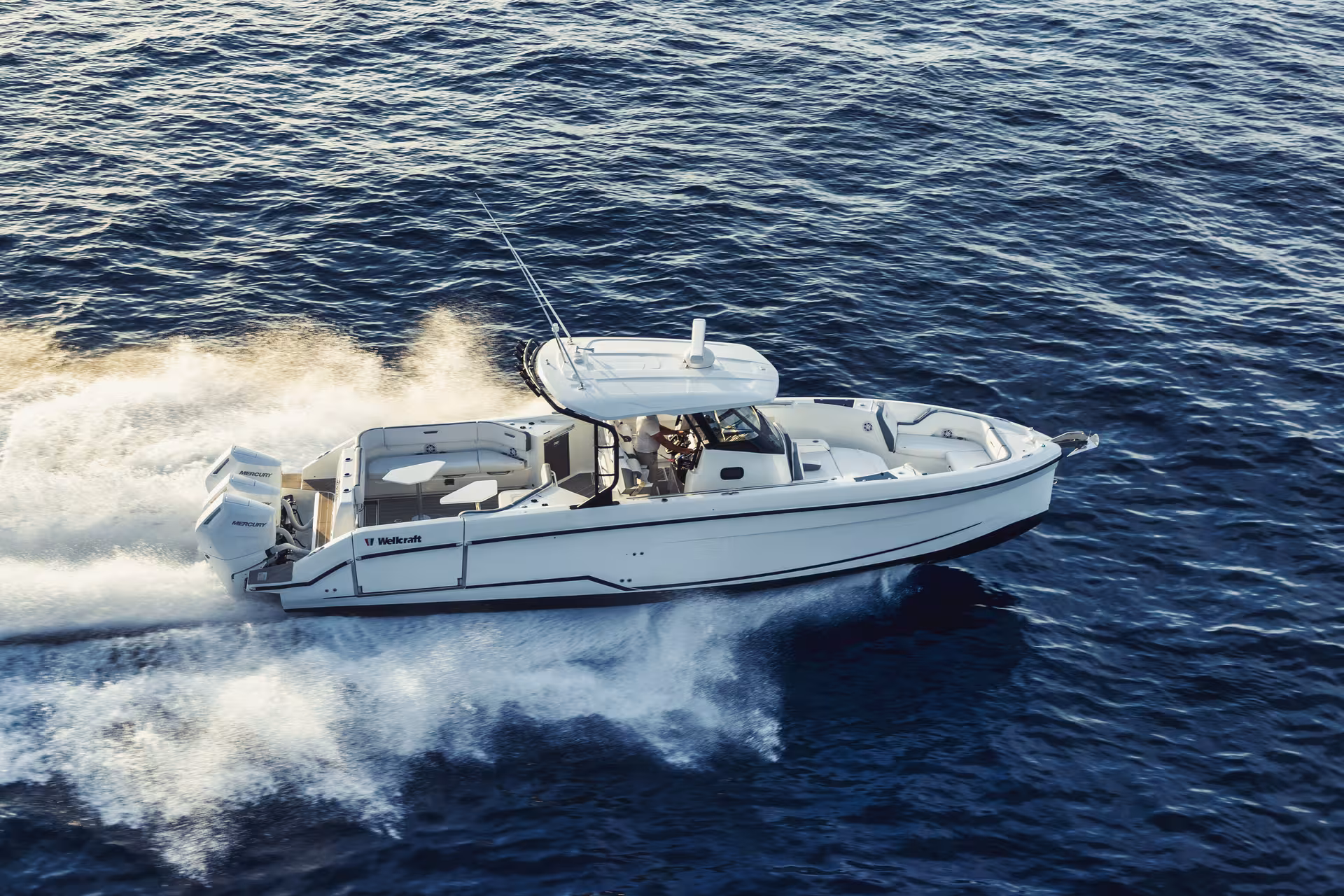 Vaartlander_Wellcraft38T-Top-4 Luxe Wellcraft 38 T-Top console boot met zitplaatsen en krachtige prestaties op open water